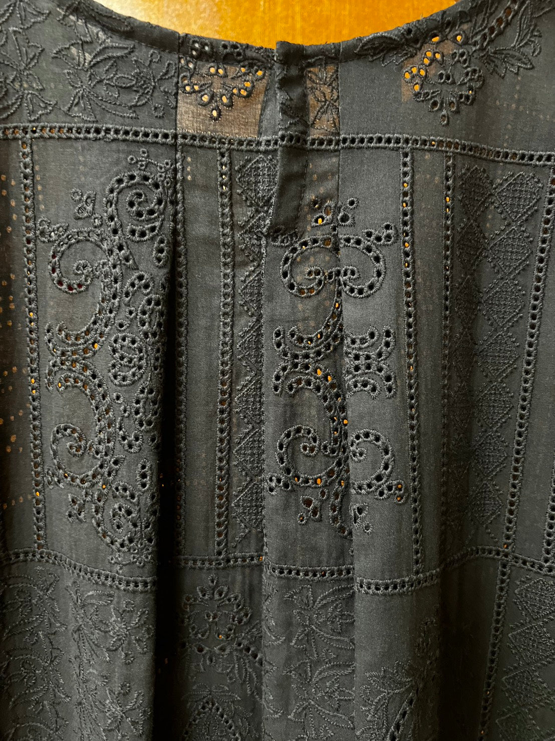 【dix-sept】刺繍ワンピース