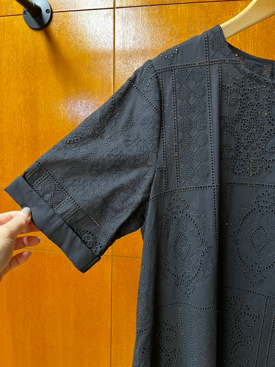 【dix-sept】刺繍ワンピース