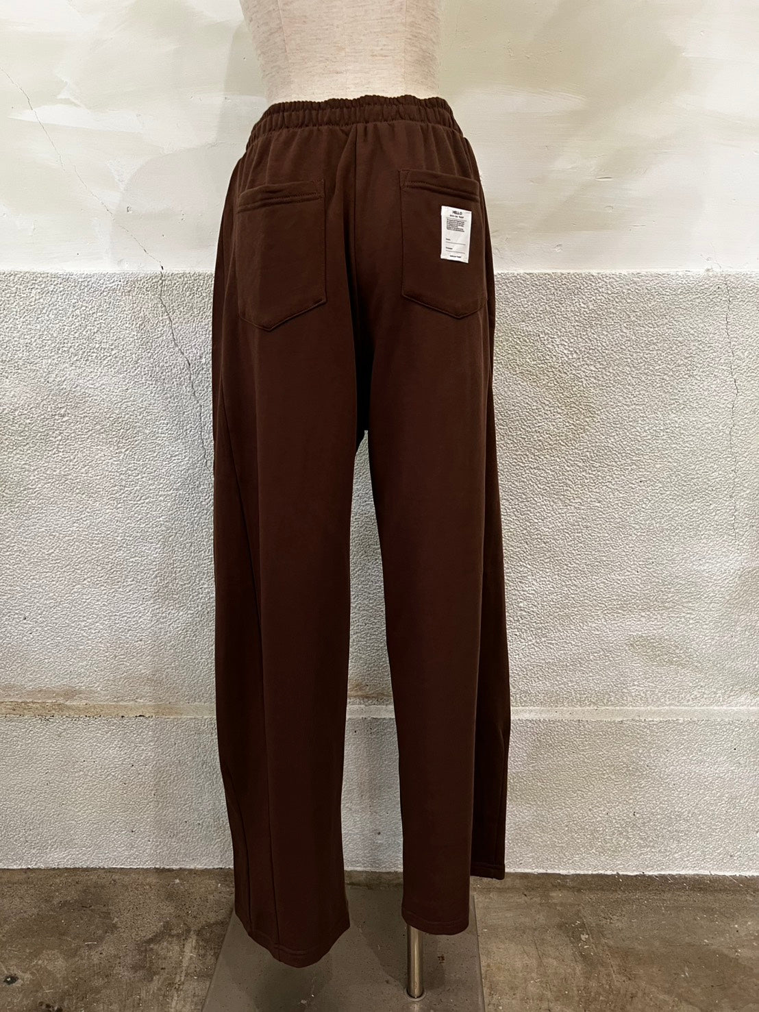 【Hello,I am "MARC"】スウェットパンツ