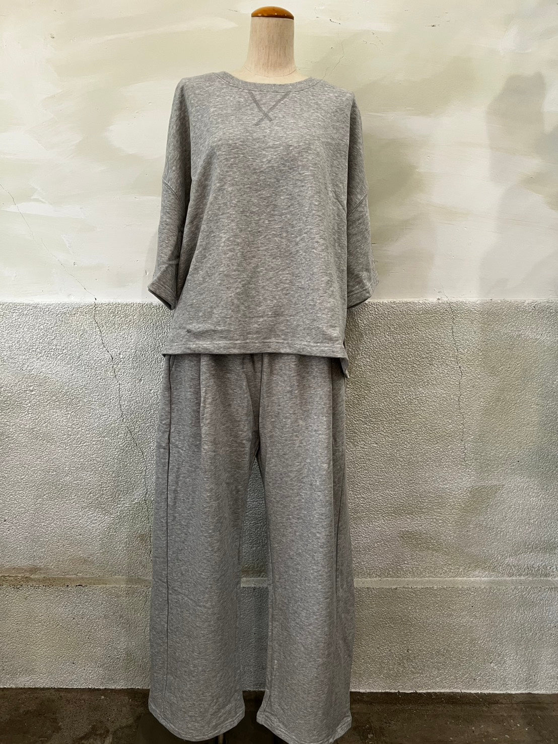 【Hello,I am "MARC"】スウェットパンツ